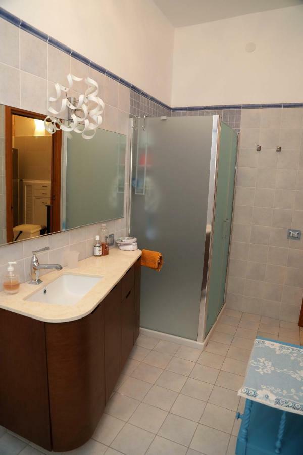 Luxury Apt Calasetta Exterior foto