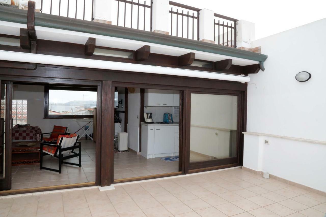 Luxury Apt Calasetta Exterior foto
