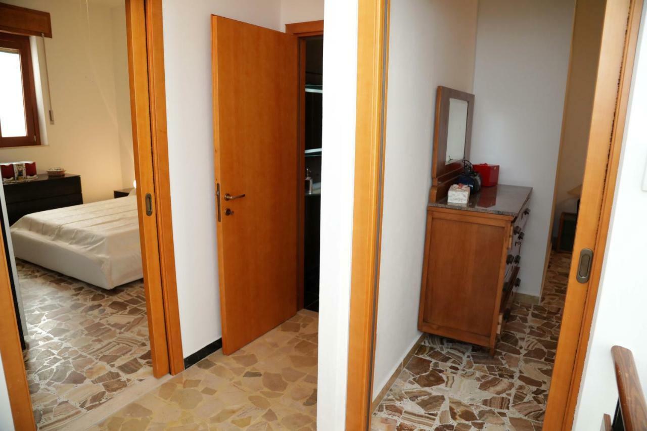 Luxury Apt Calasetta Exterior foto