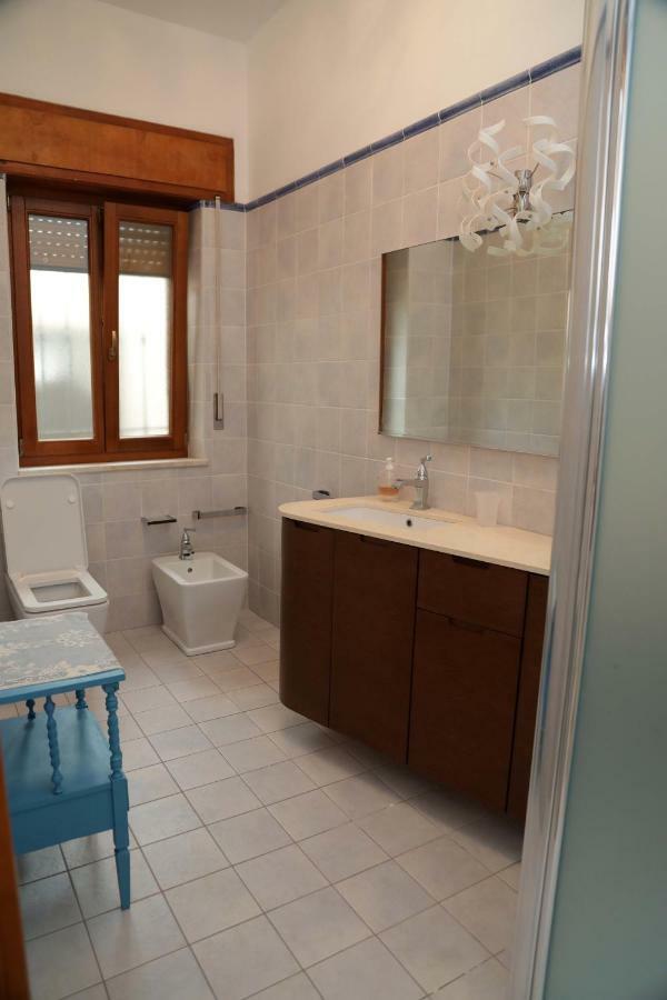 Luxury Apt Calasetta Exterior foto