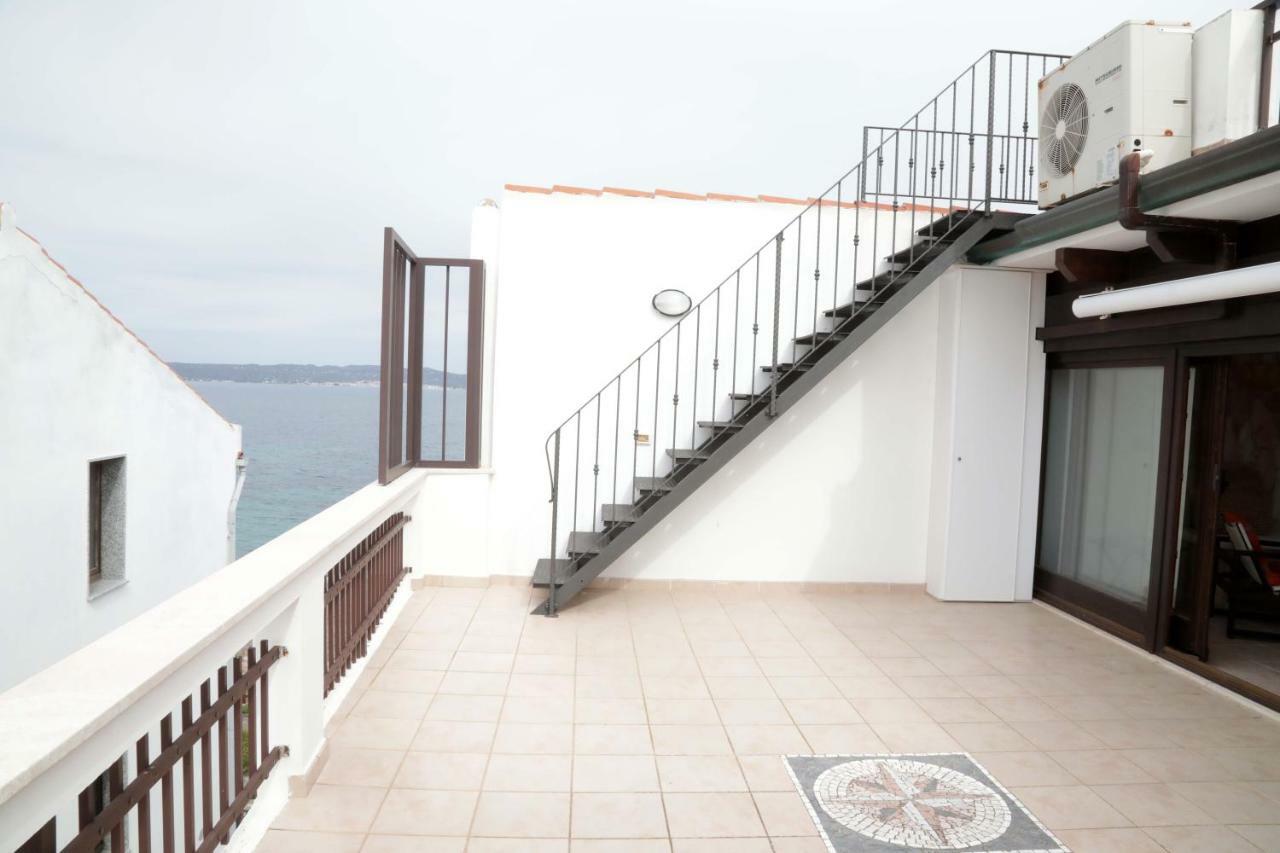 Luxury Apt Calasetta Exterior foto